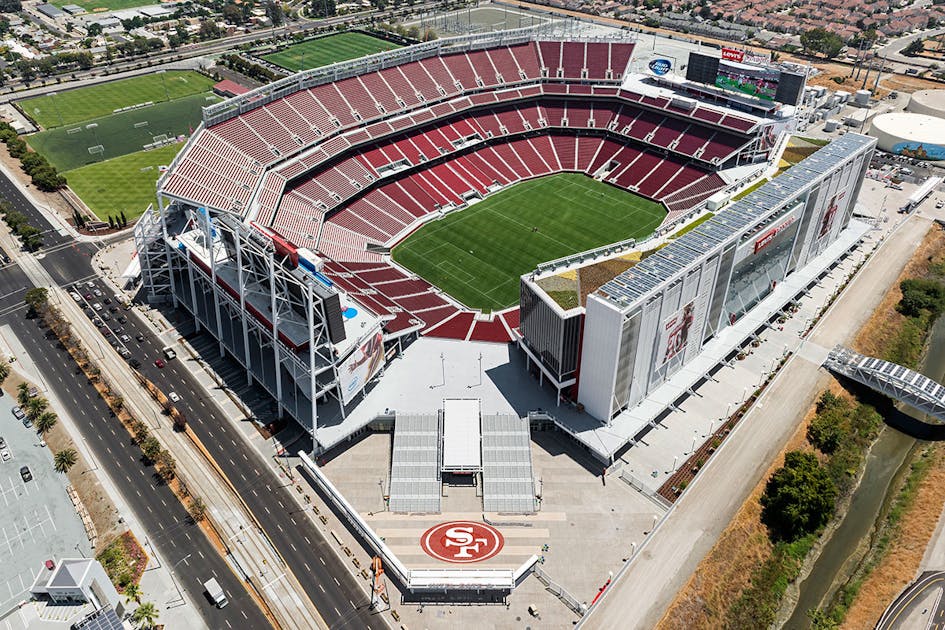 View the World's Most Technologically Advanced Football Stadium | EC&M