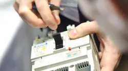 molded case circuit breaker