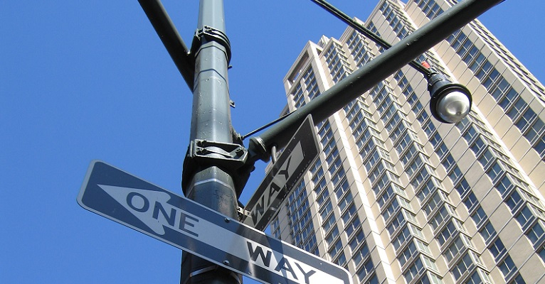 Grounding Streetlights