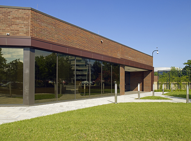 Power Design Inc installed UPS distribution units lighting grounding computer cooling systems and emergency shutoff systems at this 80000squarefoot buildout project of CoreSites northern Virginia data center a Tier 3 center designed to meet stringent government security requirements