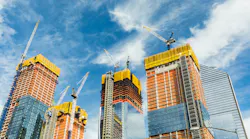 Construction-cranes-NYC_GettyImages-951148012_william87.jpg