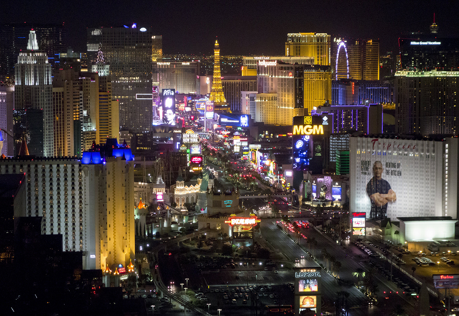 Lav Vegas Strip at night