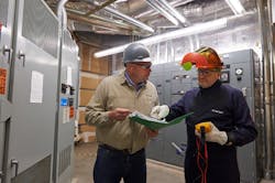 When you notice a worker has put himself at risk for an injury, take a few minutes to mentor the employee about safer alternatives. When you notice a worker has put himself at risk for an injury, take a few minutes to mentor the employee about safer alternatives.