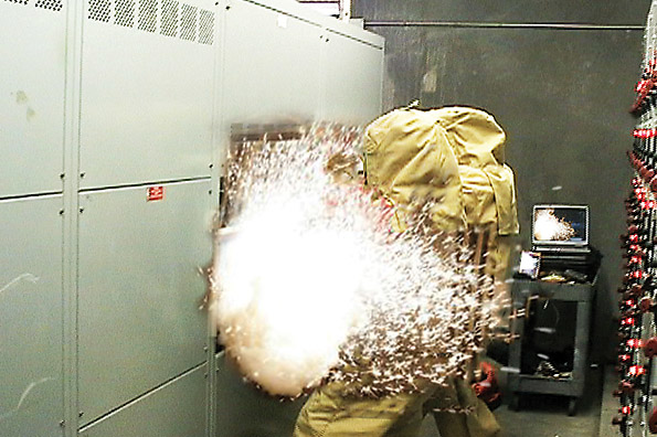 Electrical Flash Burns 2 Minute Toolbox Talk: Arc Flash Injuries