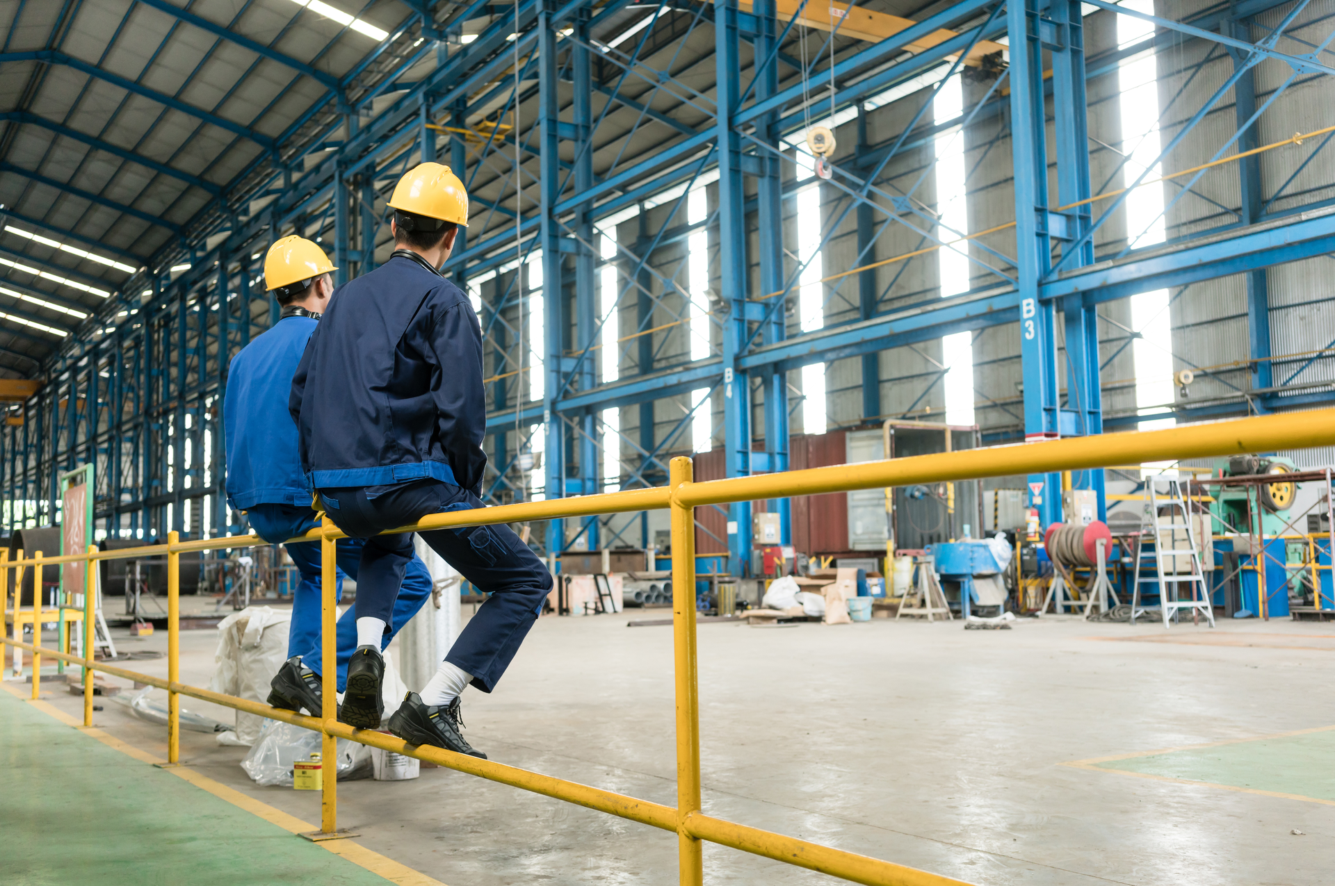 Plant Workers Taking A Break Dreamstime Xxl 86406443 5f7c699f6eace