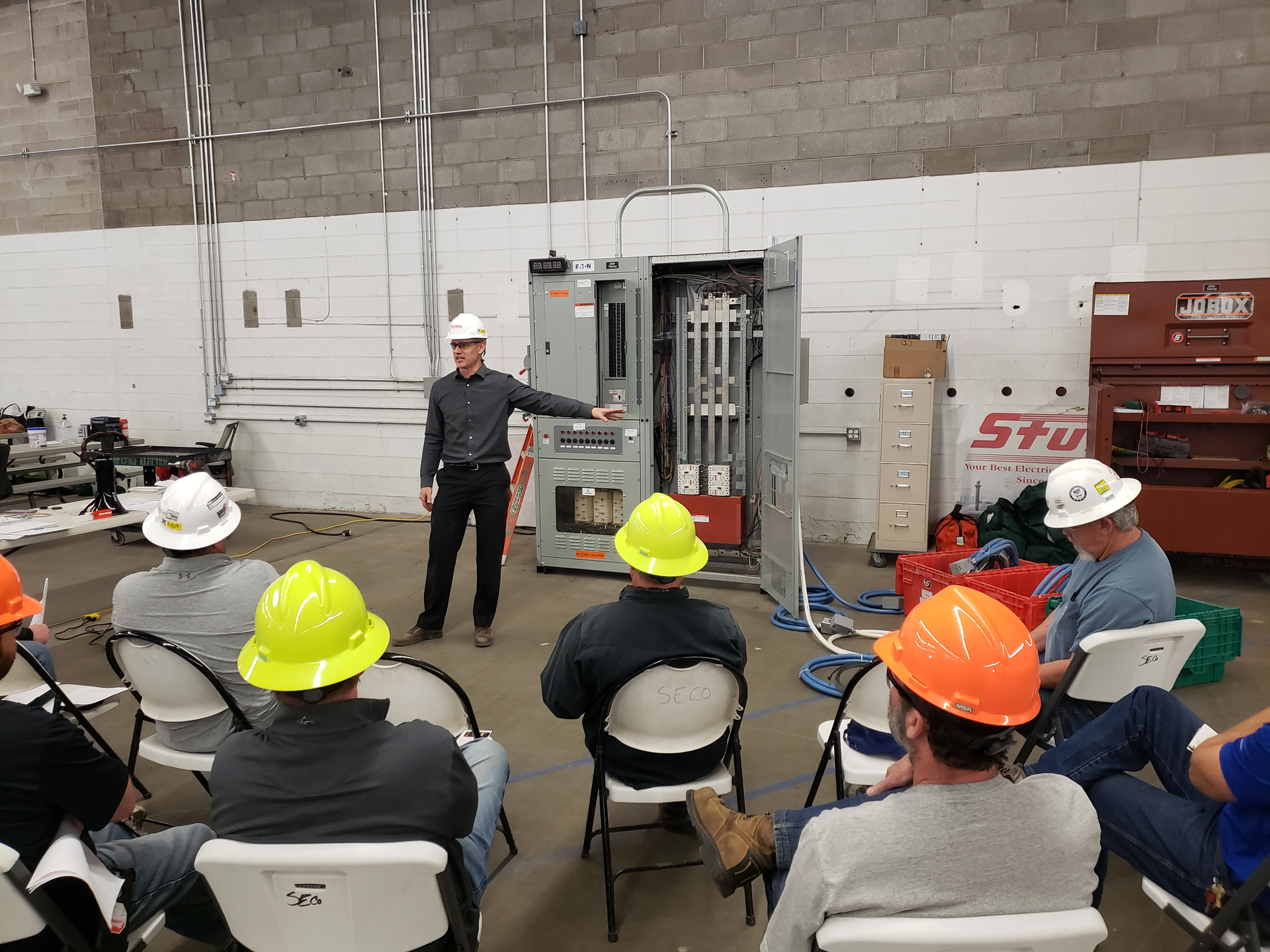 A Sturgeon Electric energized work trainer acquaints trainees with the ground-up knowledge needed to perform work safely.