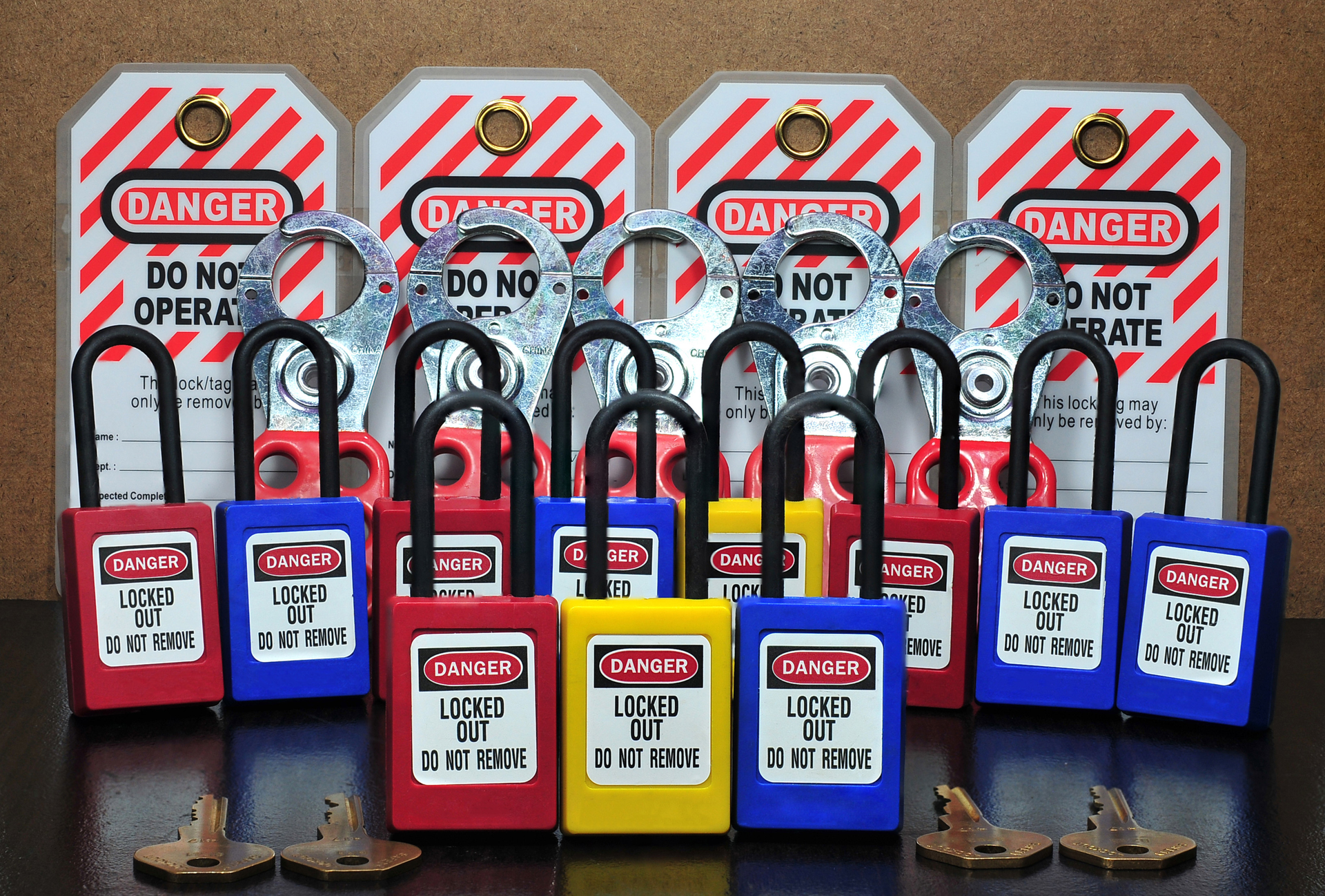 Lockout Tagout Group Photo Dreamstime Xl 97873025 608747d03113f