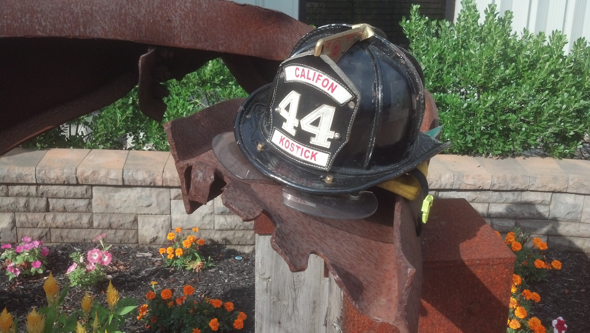 Kostick Calfon2 613a7fa4a9271