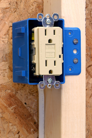 Installation of a ground-fault circuit interrupter