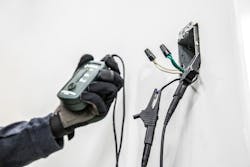 If an outlet is not available, use alligator clips on your test leads to connect to the conductors. If an outlet is not available, use alligator clips on your test leads to connect to the conductors.