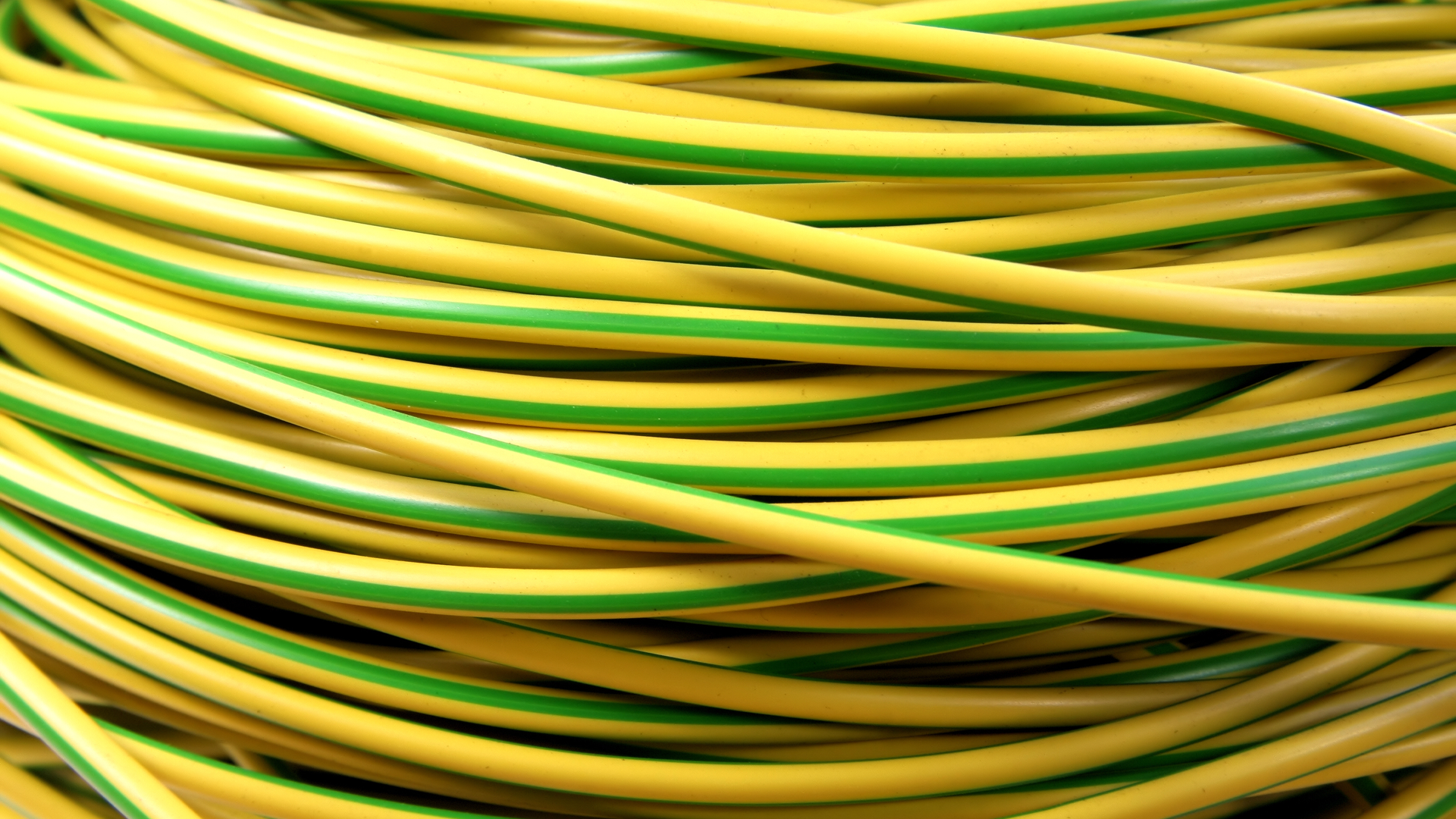 yellow and green electric cable