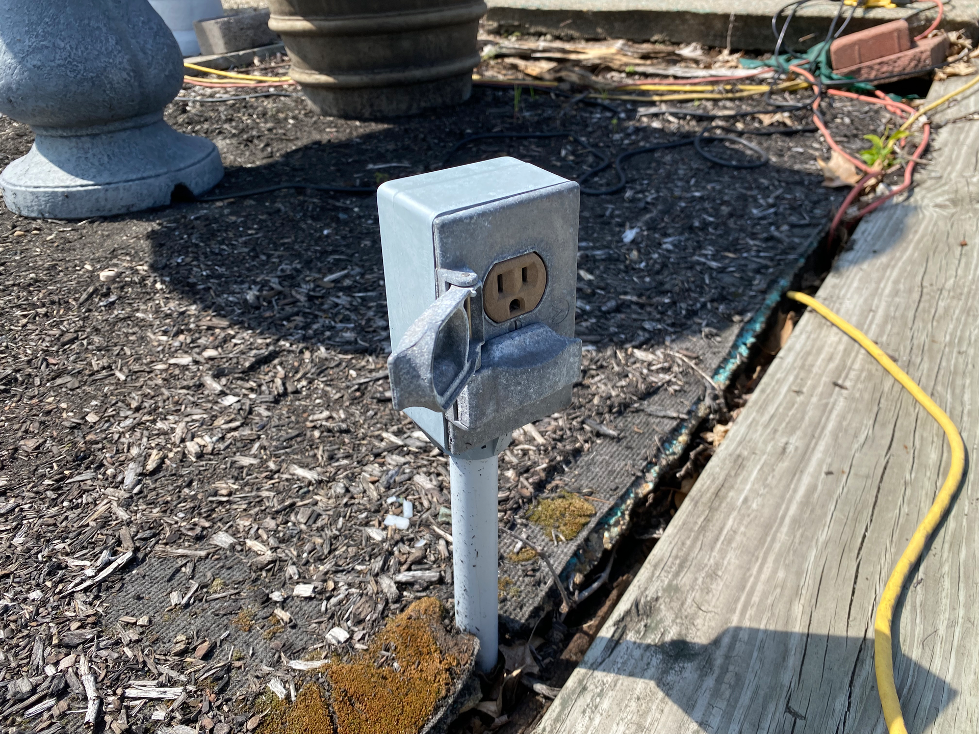 What's Wrong Here? Outdoor Receptacle Debacle EC&M
