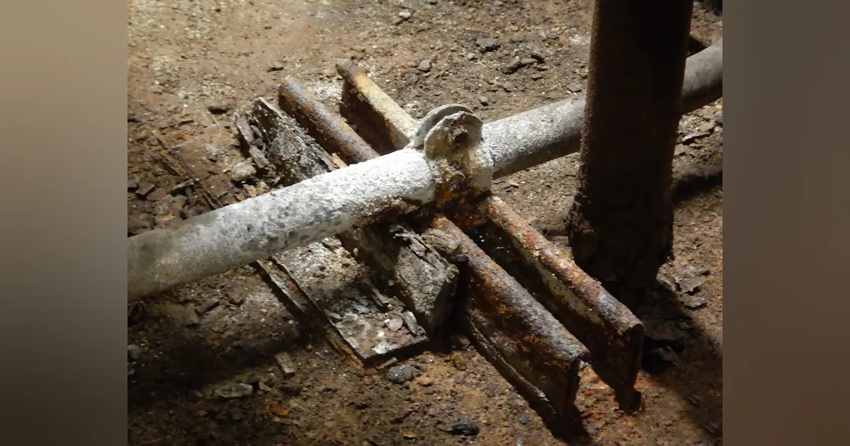Shapeway Rusty What’s Wrong Here? Hint: A Crusty, Rusty Raceway | EC&M