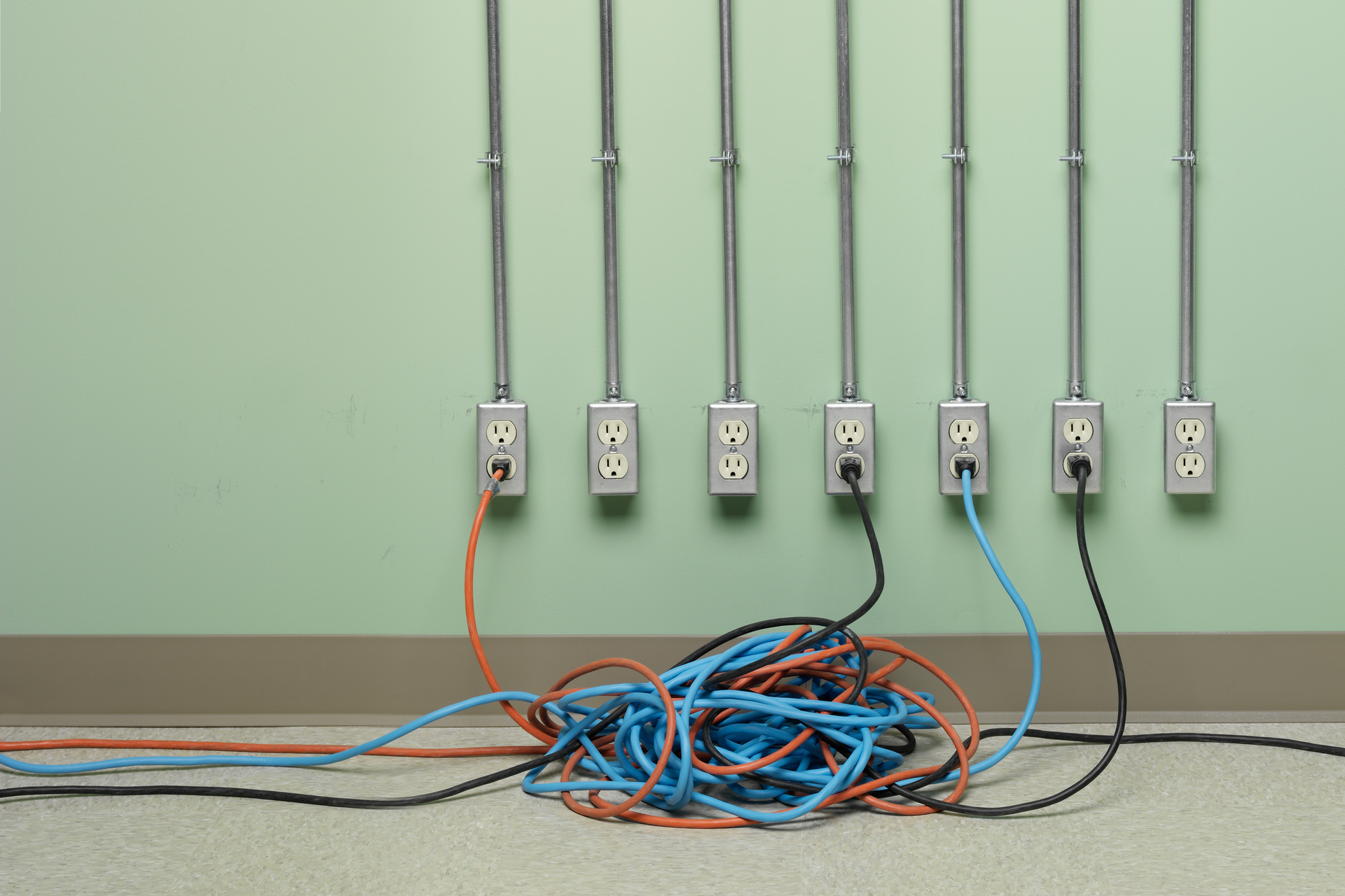 NFPA 70E Electrical Safety for Portable Cord and PlugConnected Electric Equipment EC&M