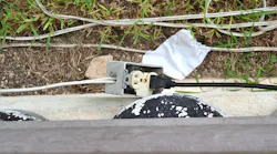 exposed receptacle in wet location