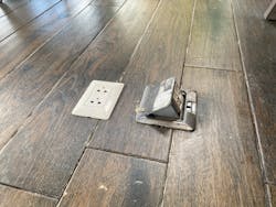 electrical outlets in floor