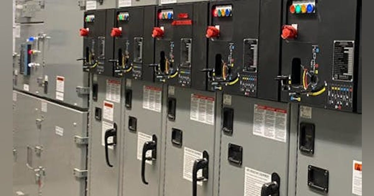 Risks of Racking Out and In Power Circuit Breaker | EC&M