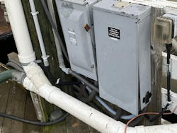 Disastrous dock wiring Disastrous dock wiring