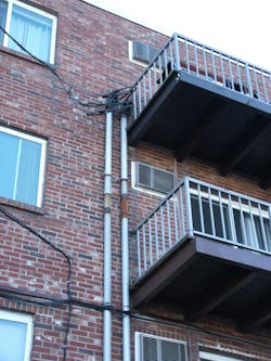 Dangerous drip loop location Dangerous drip loop location