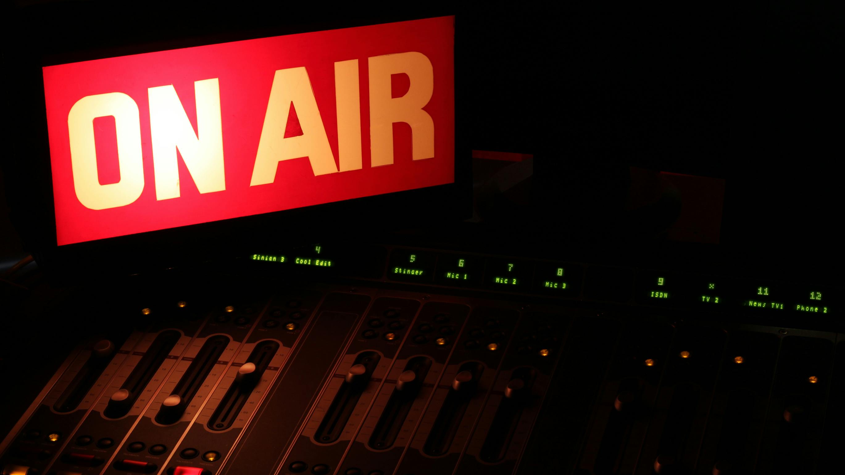 665e0c694e65102526d508cc Dreamstime L 14990047