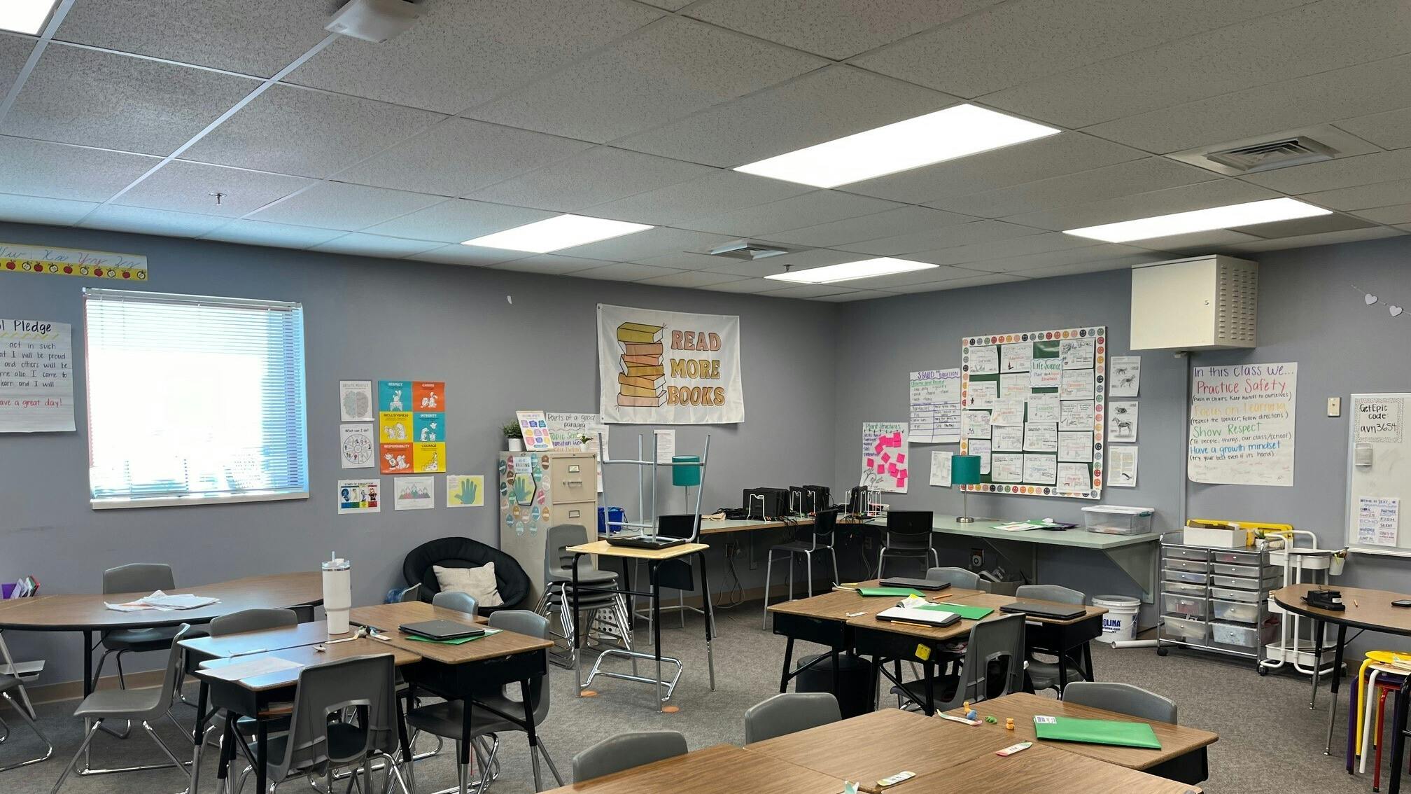 66f5a58500ef8c854fadaa22 Schoollighting 4