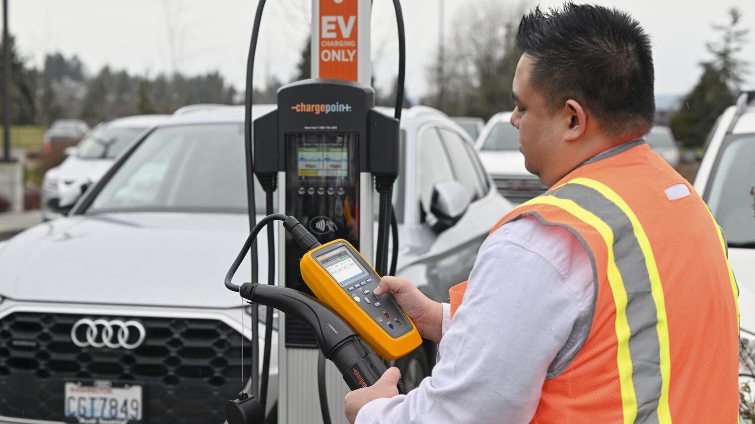 67054b9d1aa07fdfb2664bc7 Ffev15037a