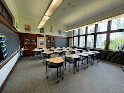 alternate_pic_of_fluorescent_classroom alternate_pic_of_fluorescent_classroom