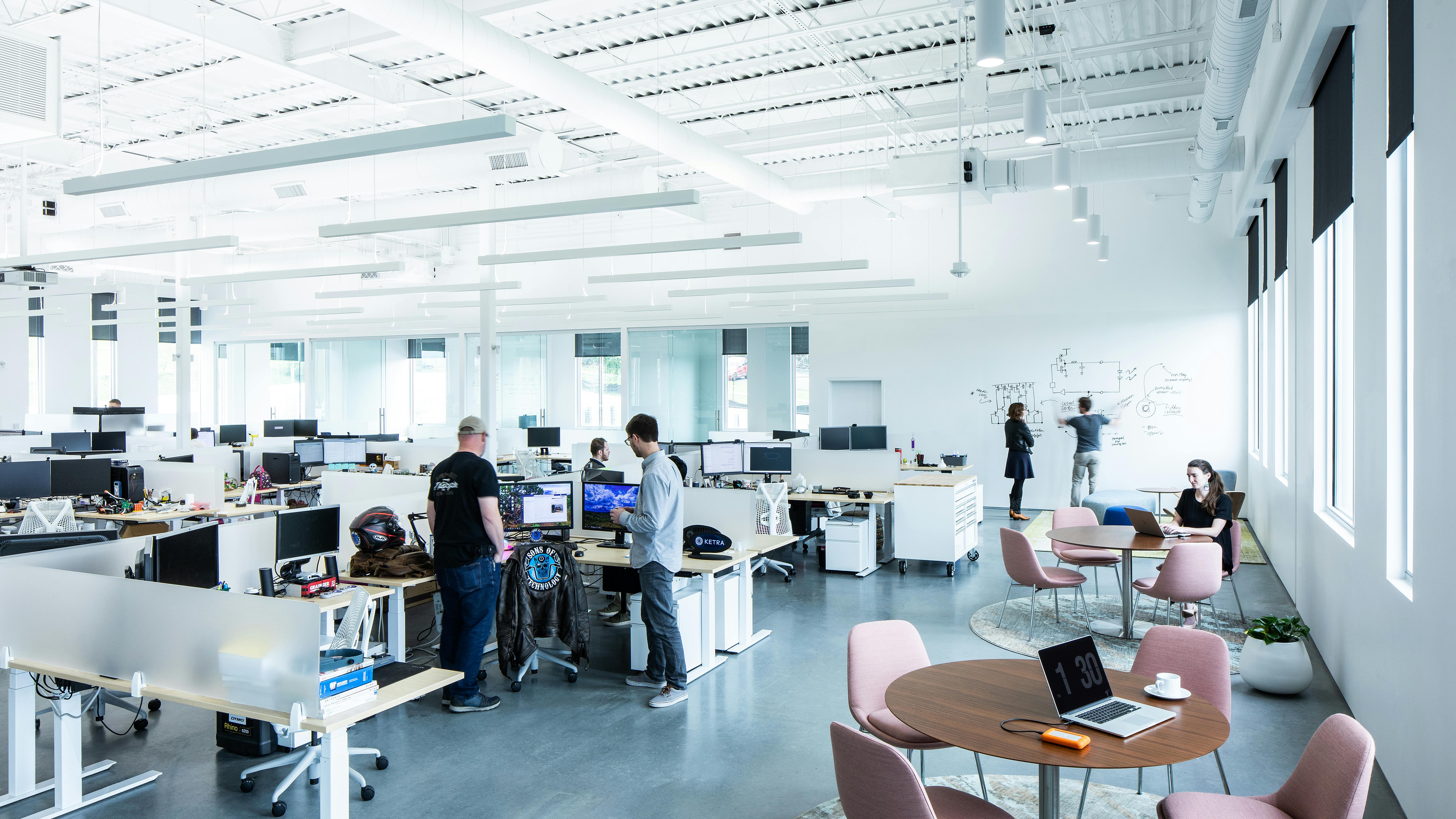 Flexible lighting systems support resiliency in the workplace by providing a comfortable, engaging environment that can quickly adapt over time. Photo by &copy; Jake Holt Photography, courtesy of Lutron Electronics.