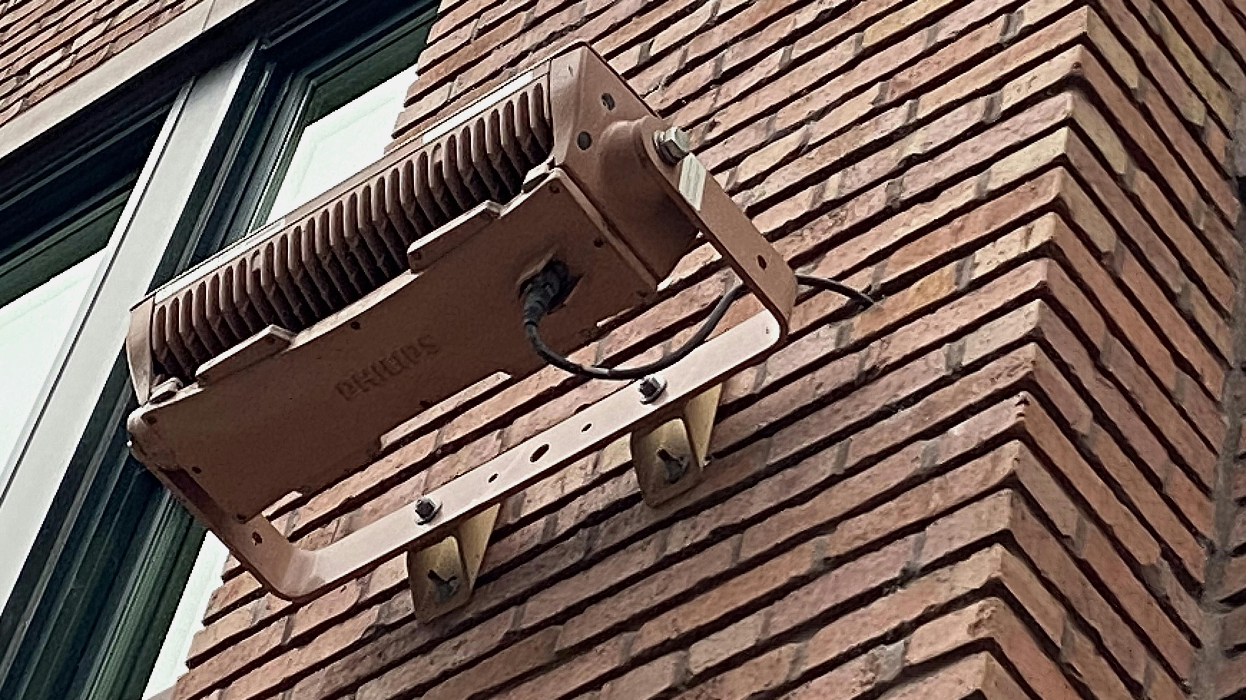 677d57f9dbe43a387c0ef6c2 Code Watch 1