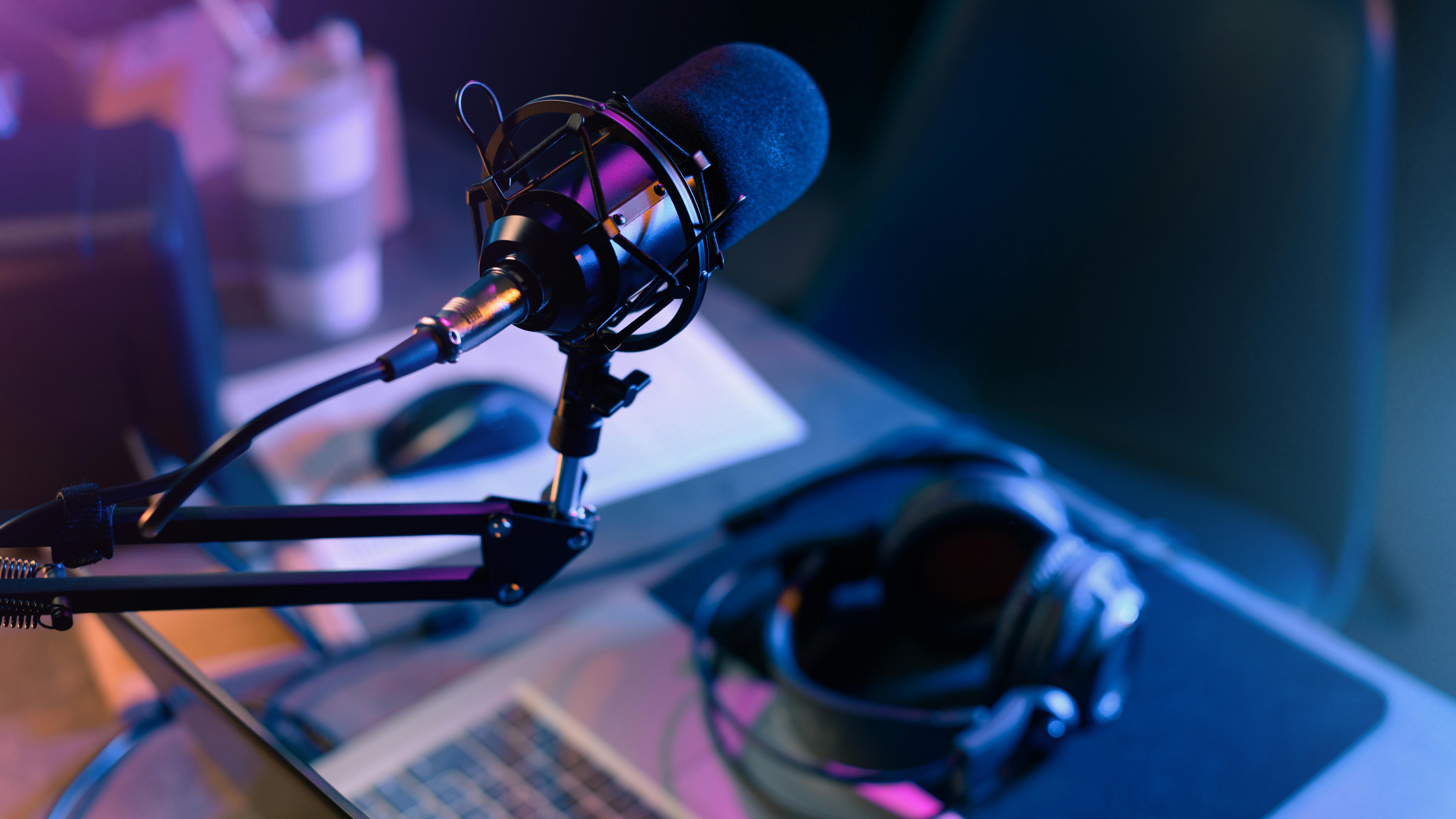 67814b6f8608588305135282 Dreamstime Xxl 177794626