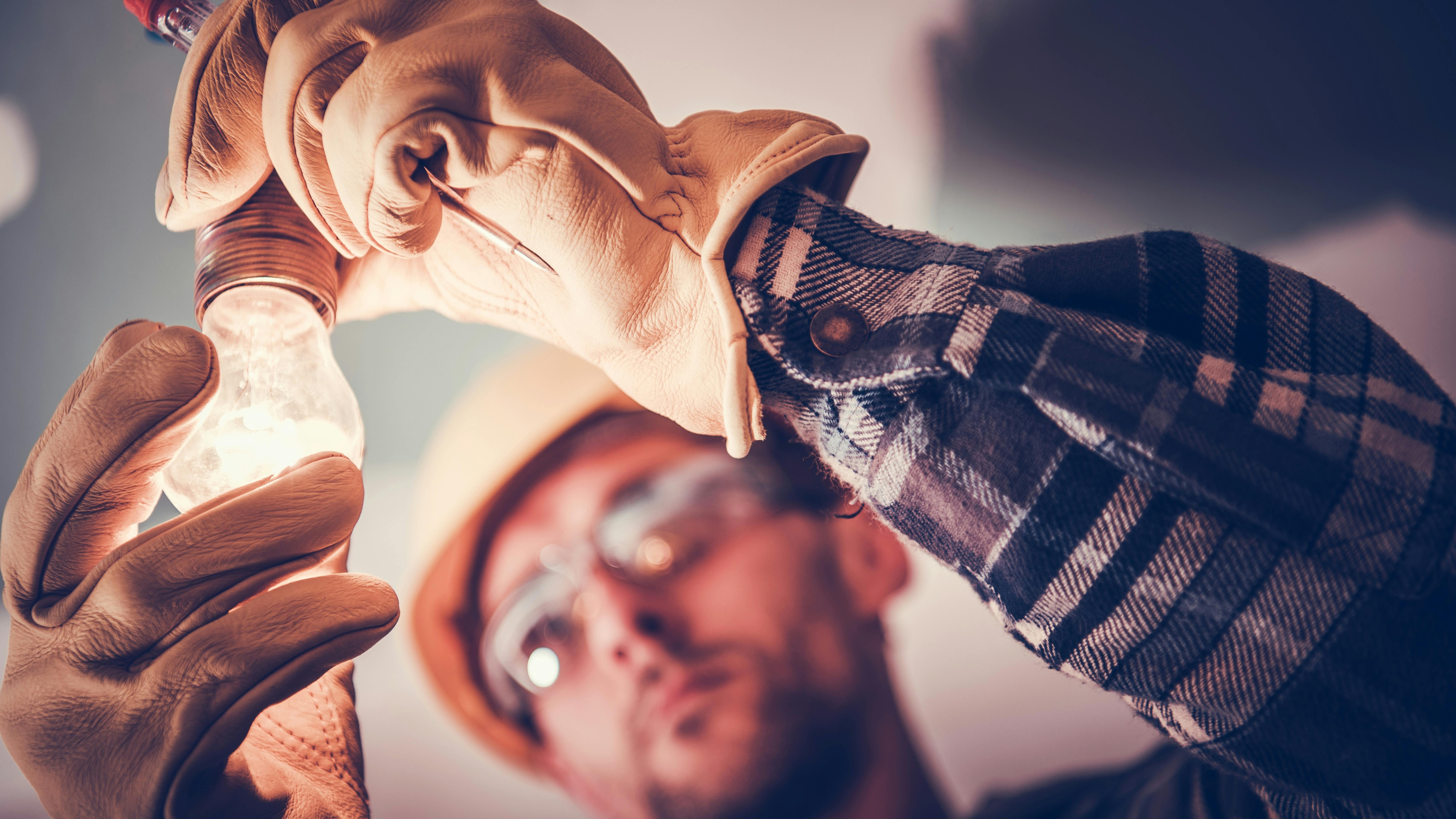 67b8e5cc23b80981034ecac5 Dreamstime 118474400