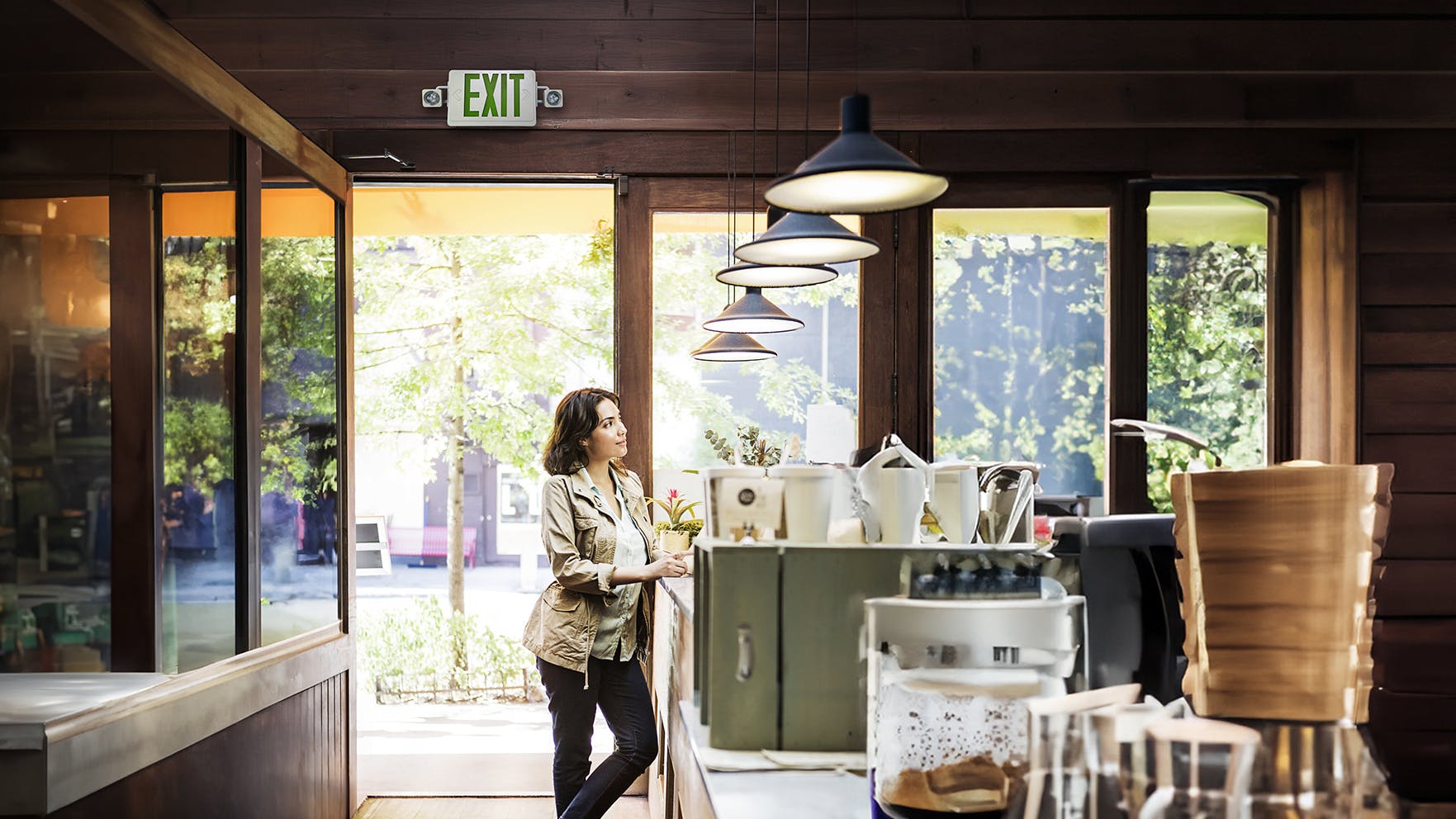 67e1fd98a803f0d1c0e7421f Exitsign