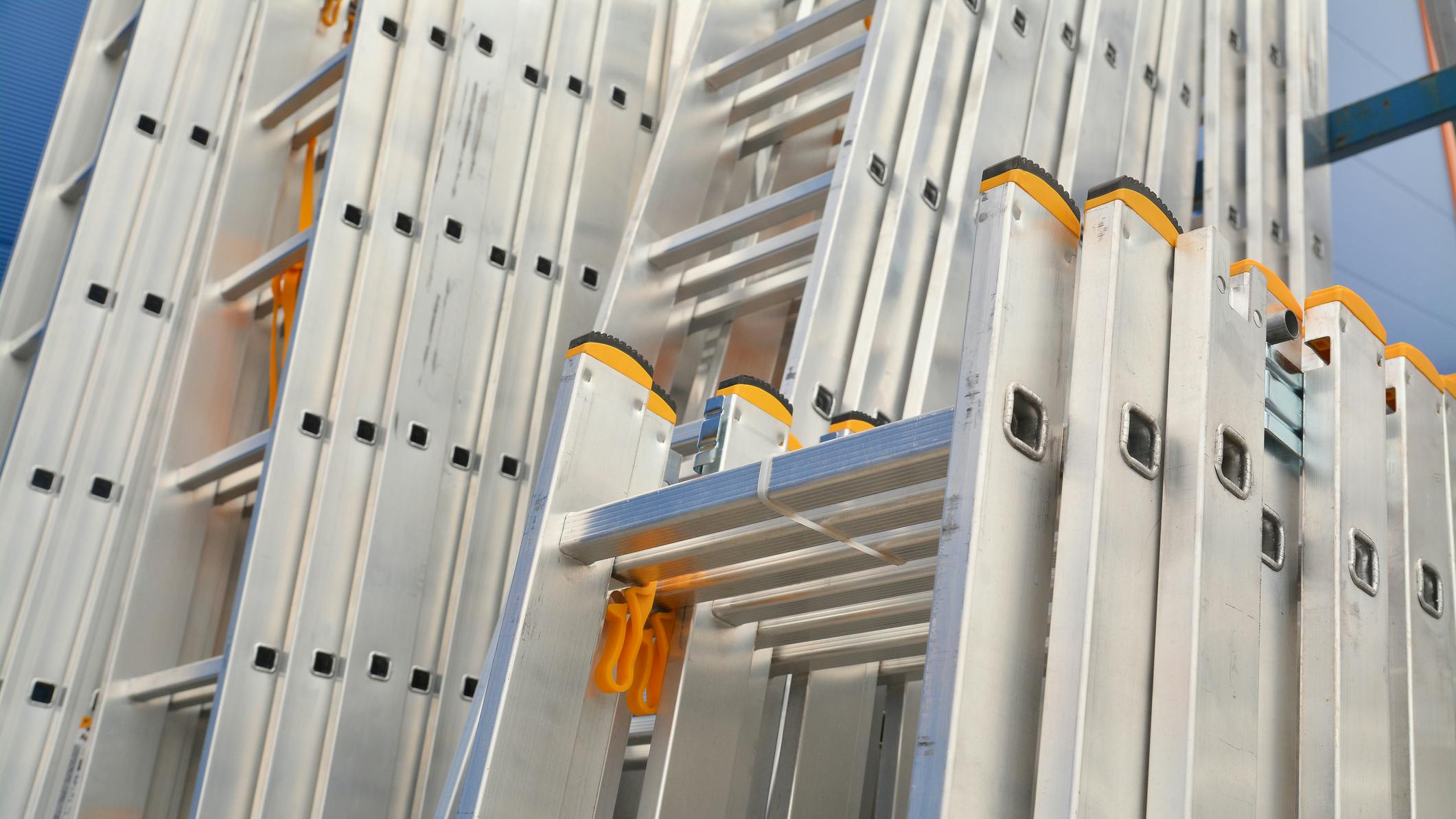 6802539700e55fb22e5bd924 Dreamstime M 43024368