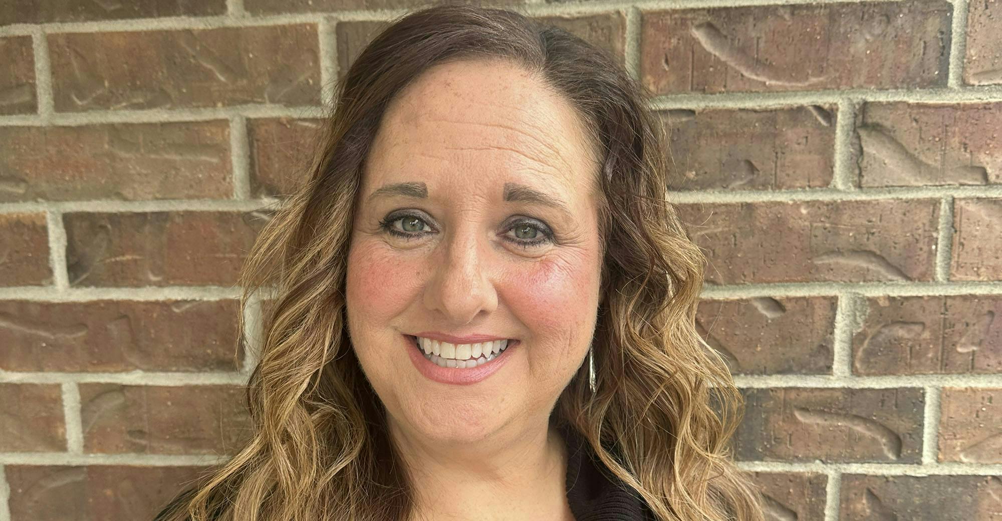 682dfdc22392ea8847818220 Ellen Headshot Viewpoint