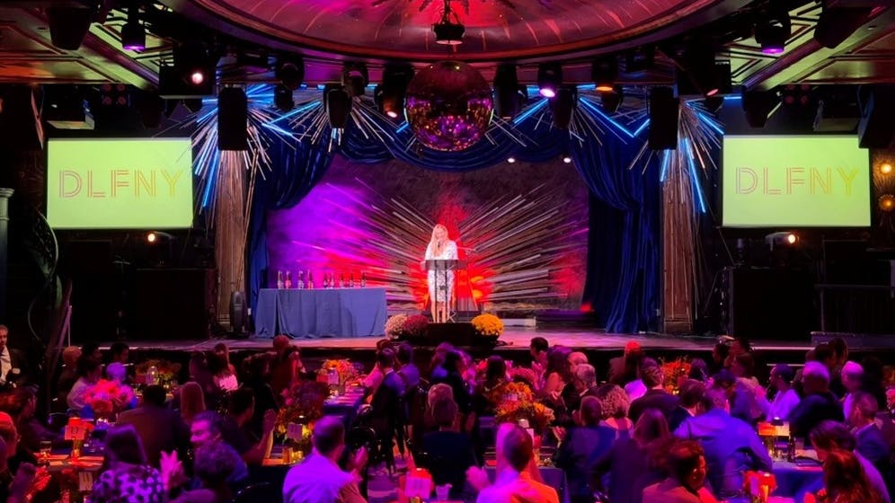 682e44836b5c3f453943d8cf Beacon Awards