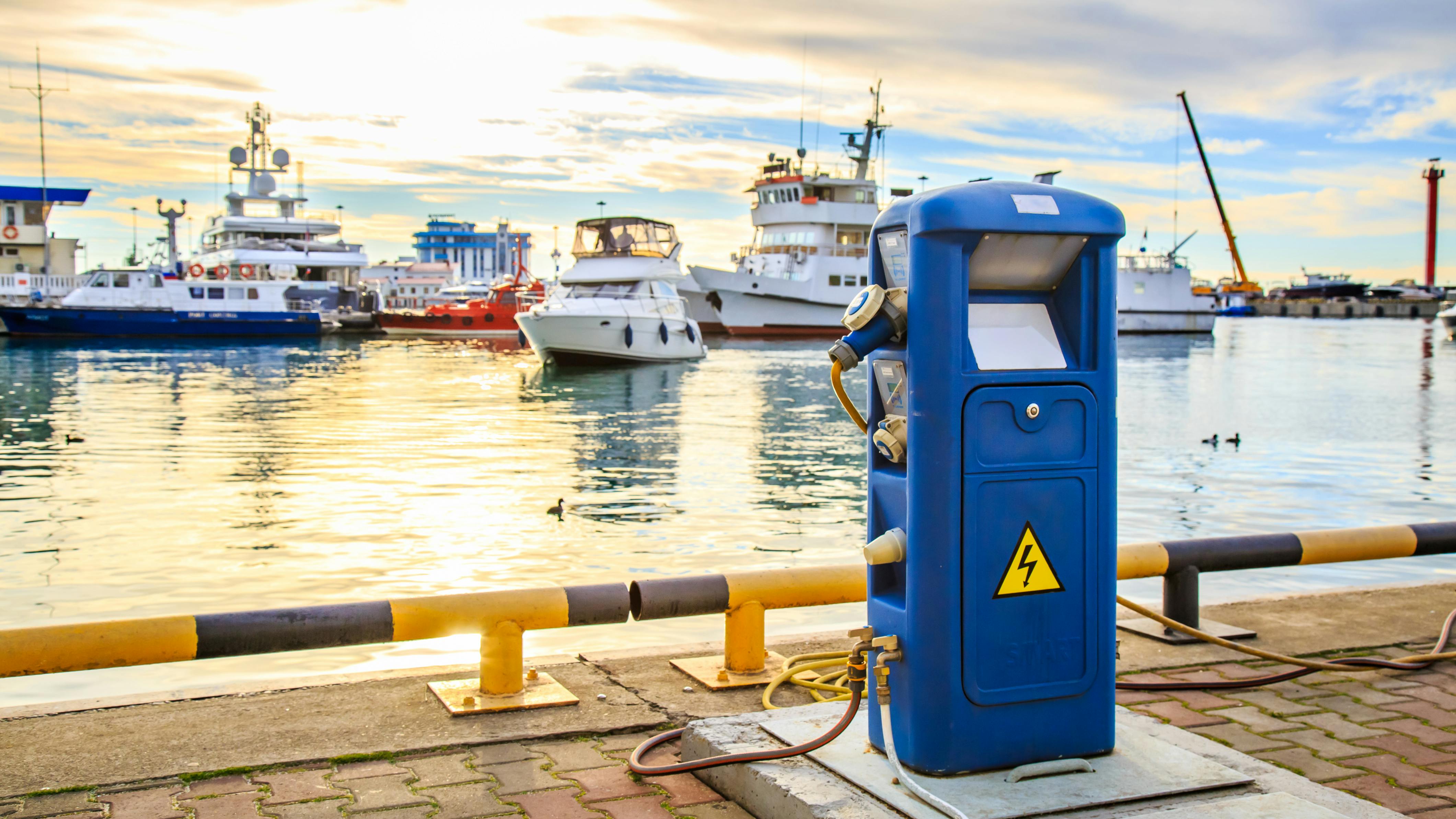 686be7c41f49dd7cd3a6366d Dreamstime Xxl 113717296