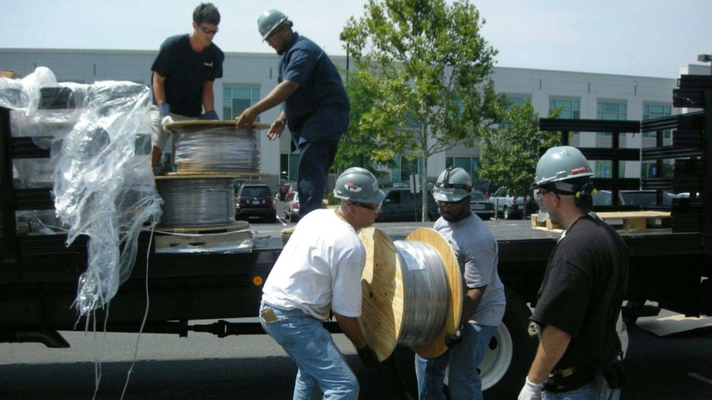 68838e8a763796e357ea7843 6882b895aed5e5174a815bb3photo1