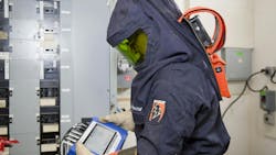 69120b875608cc7cafe34c58 Arcflashsuit01 1 69120b875608cc7cafe34c58 Arcflashsuit01 1