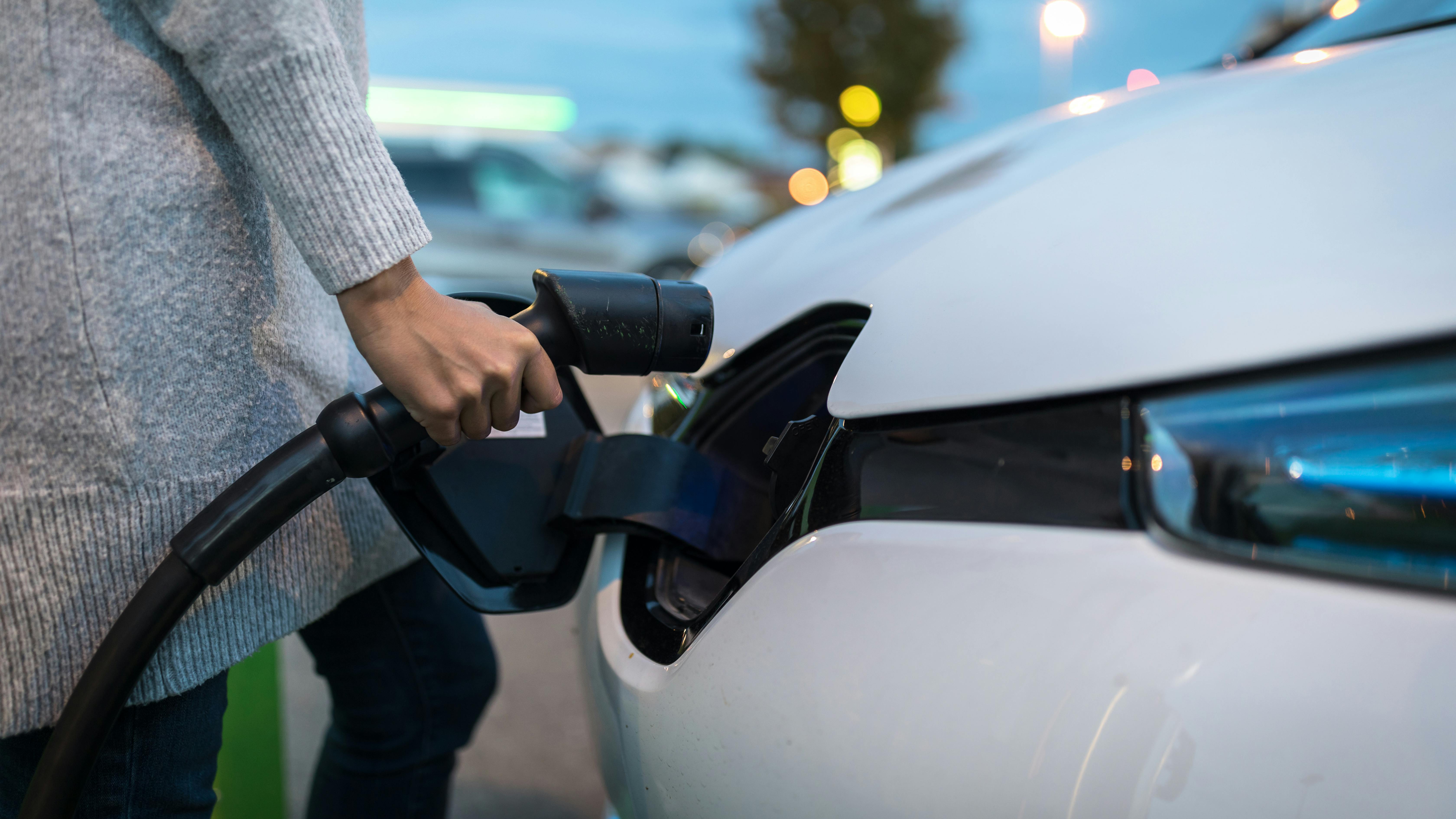 69a1f57ff0603305dc61b3de Dreamstime Xxl 143038776