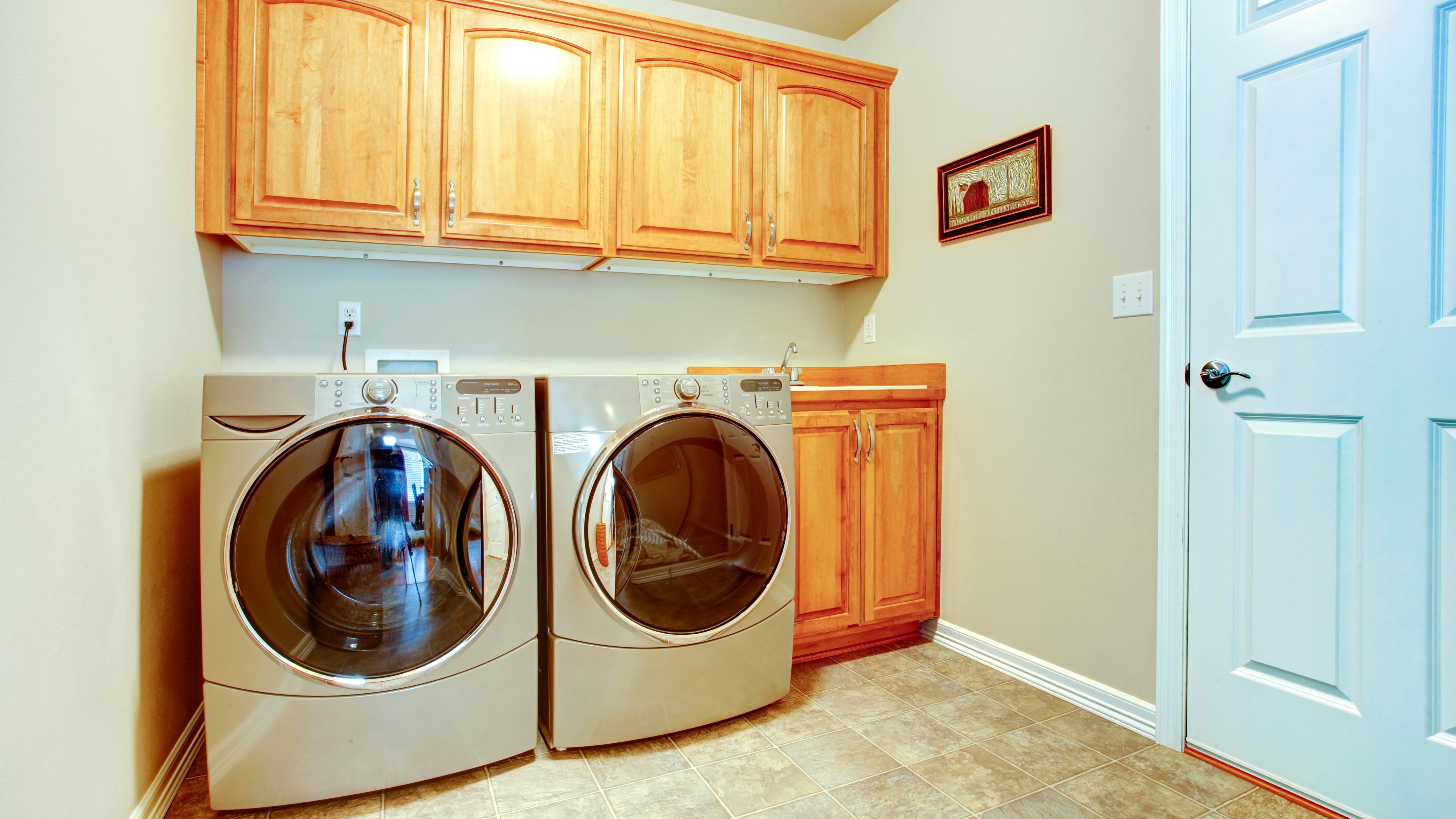 dreamstime_xxl_43842925