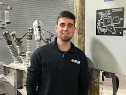 In today's industry, Chris Jarrett said that equipment is rapidly evolving, and young employees must be willing to learn and adapt to new situations.