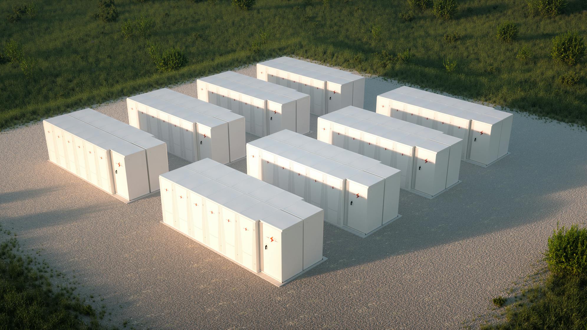 U.S. Battery Energy Storage Growth Accelerates Amid Safety and Policy Challenges