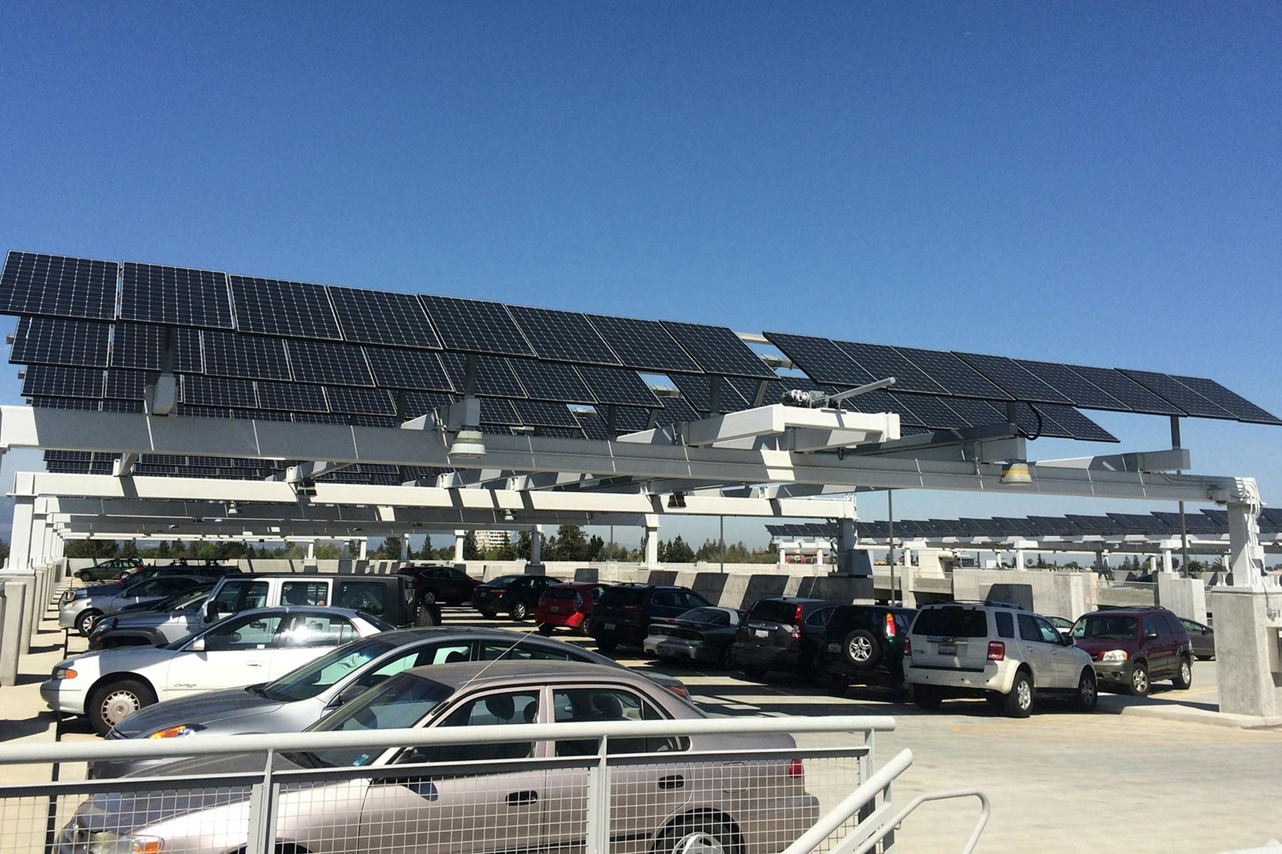 6aaaeed87409c76e85fe2c0e Pv Array