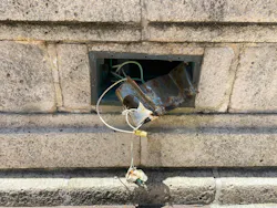 Faulty fixture